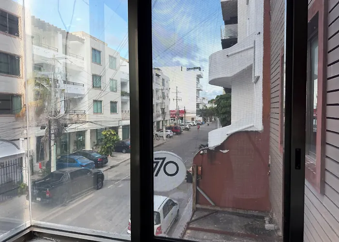 Hotel 770